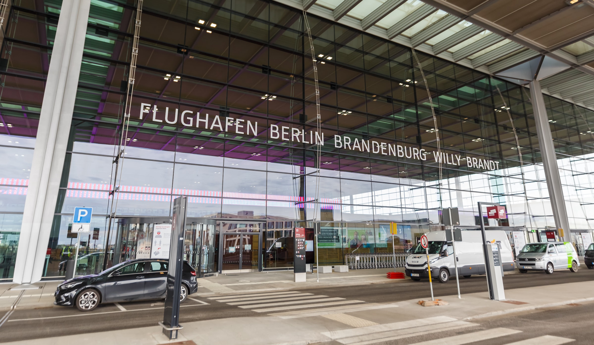 Welche Flughäfen Gibt Es In Berlin www.travelguide.de