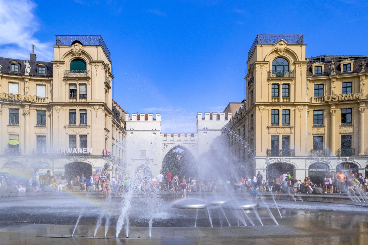 Karlsplatz (Stachus) Travel Guide